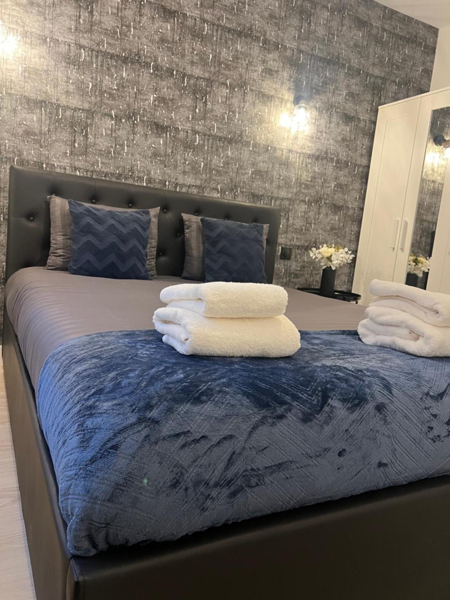 Apartment Porte De Versailles - - Paris 15 Issy-les-Moulineaux
